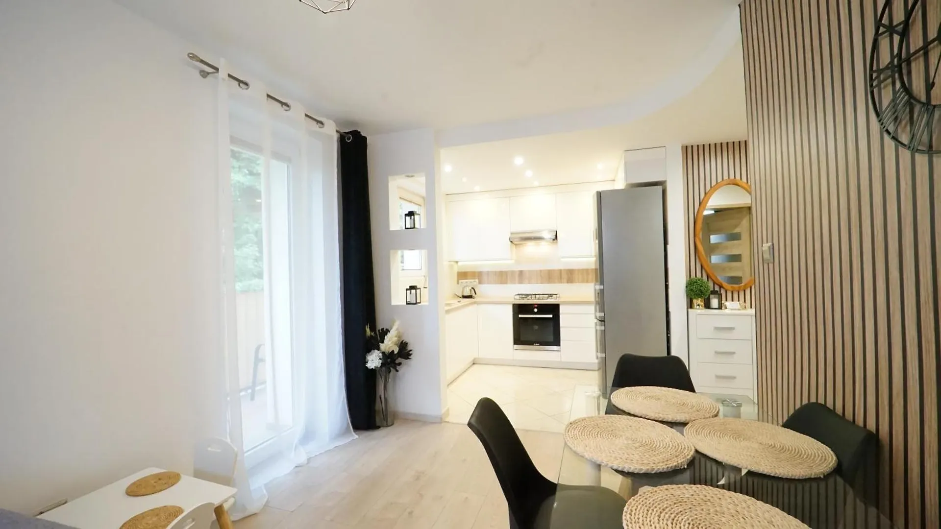 Apartamenty Every Sky Nadrzeczna 10 Karpacz 0*,